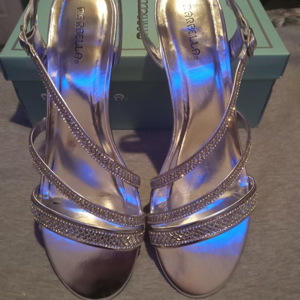 Dress shoes